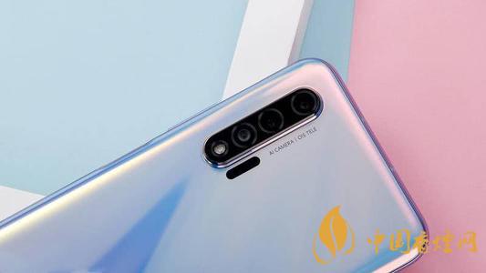 華為手機銷量或跌八成！華為手機是否會降價？