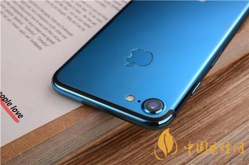 iphone12藍色好看嗎？ iphone12藍色和白色哪個好看？