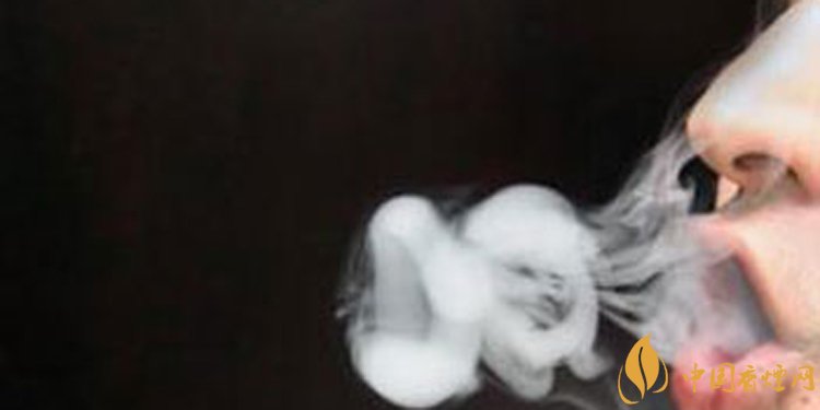 抽煙怎么吐煙圈，吐煙圈是種藝術(shù)